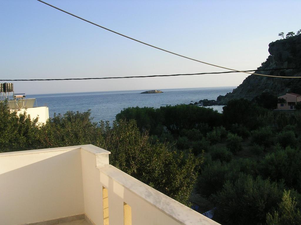 Stefanos Apartments Agia Fotia  Exteriör bild