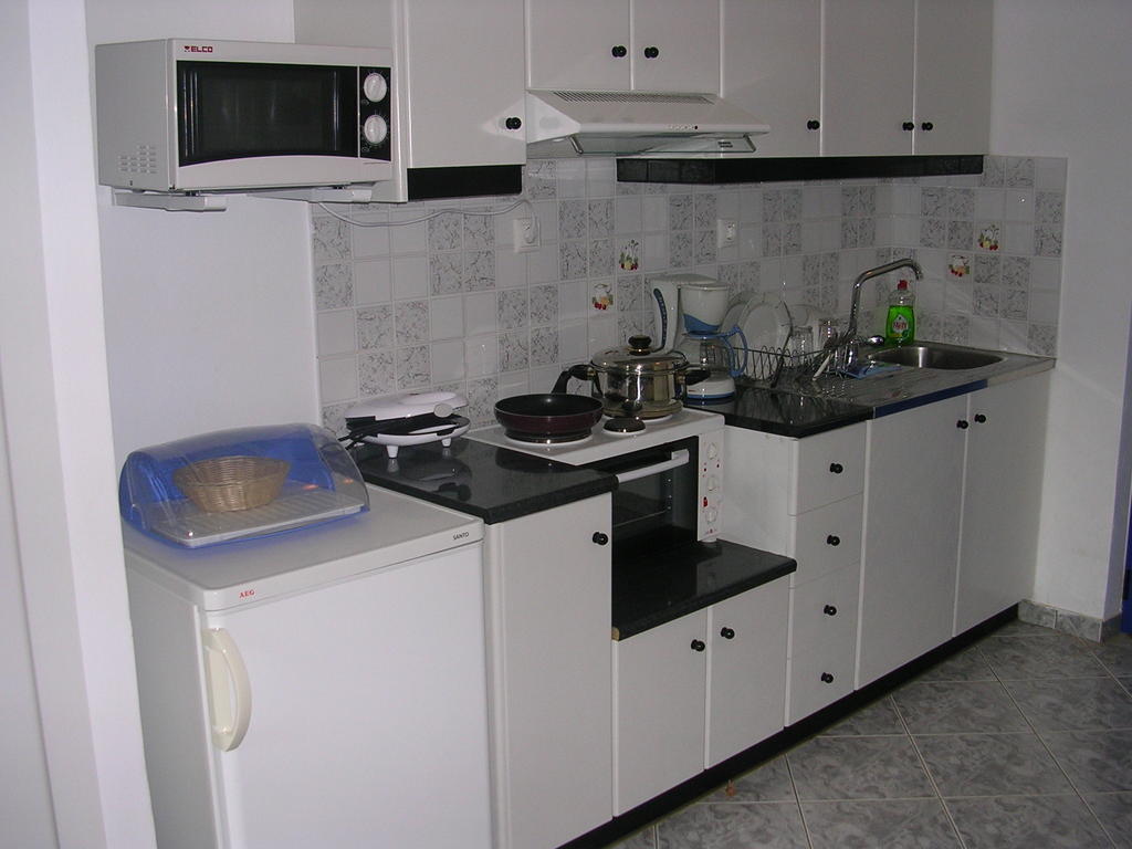 Stefanos Apartments Agia Fotia  Rum bild